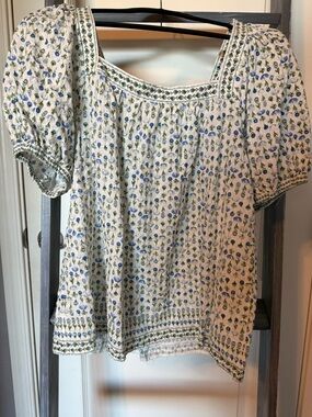 Max Studio Cream Floral Puff Sleeve Blouse with Blue and Green Print